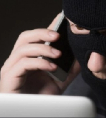 В Тернопольской области псевдоработник банка украл у женщины почти 17 тысяч гривен