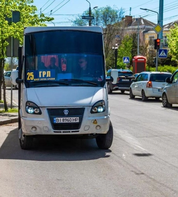 Транспортний хаос та ремонт доріг у Полтаві — головне за 5 травня