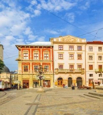 Місту Лева –767 років: найкрасивіші картинки-привітання з Днем Львова