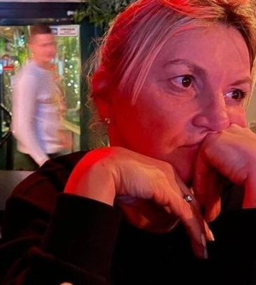 Без сценічного образу. «Мама» Вєрки Сердючки Інна Бєлоконь вийшла на сцену на концерті Насті Каменських у Полтаві