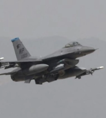 Американський винищувач F-16 розбився у Південній Кореї