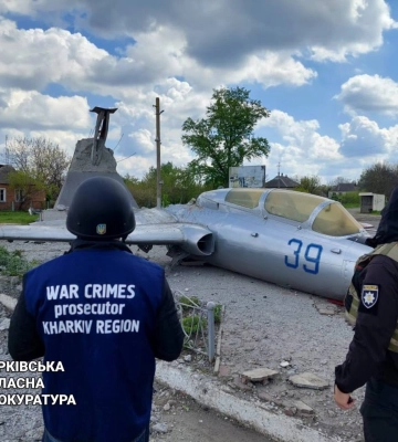 У Вовчанську через обстріл знищено літак-пам’ятник – прокуратура 