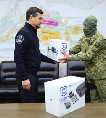 Сталевий фронт відправив на передову дрони-розвідники