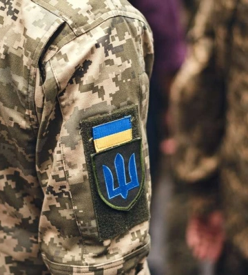 Вручення повісток через родичів: правда чи фейк