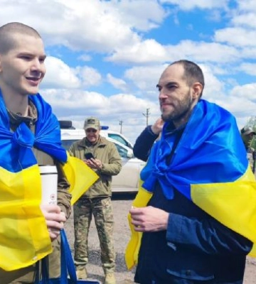 Україна повернула 45 захисників Маріуполя з російського полону