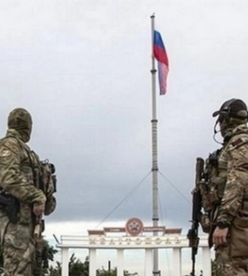 російська евакуація на Запоріжжі йде надто швидко. Є версія, що окупанти готуються до провокації — мер Мелітополя