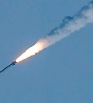 Вночі російські війська влучили ракетою по промисловому підприємству на Миколаївщині