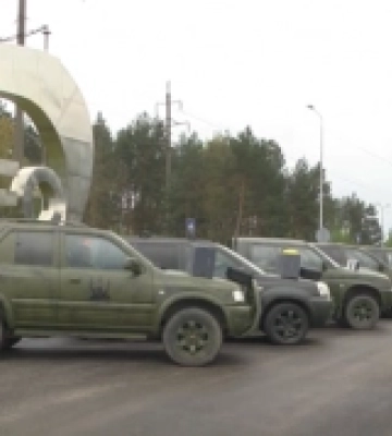 Рівненські атомники придбали захисникам автомобілі та спеціальне обладнання
