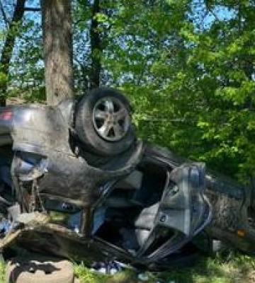 Авто злетіло в кювет: у ДТП на Полтавщині загинув пасажир легковика