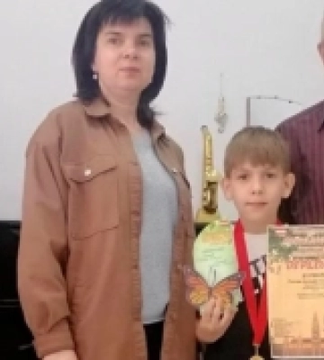 Юний саксофоніст з Мукачева здобув друге місце на міжнародному конкурсі в Австрії
