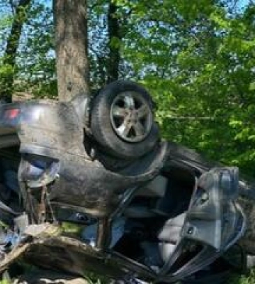 Авто злетіло в кювет: у ДТП на Полтавщині загинув пасажир легковика