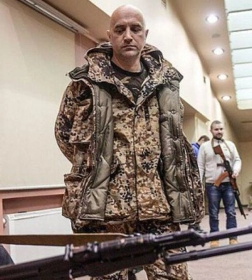 «У мене зламані обидві ноги». Прилєпін розповів подробиці підриву його машини
