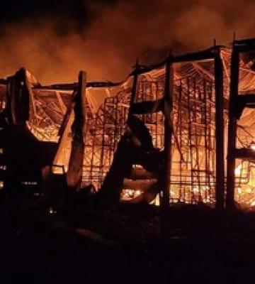 Росія влаштувала нічну атаку: на Одещині влучання у склад, у Києві є постраждалі. Фото і всі подробиці