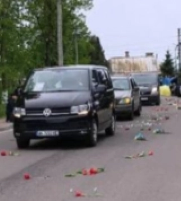 У Городку попрощалися із воїном Романом Ковальчуком