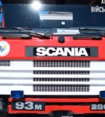 Херсонським рятувальникам передали новий  пожежний автомобіль