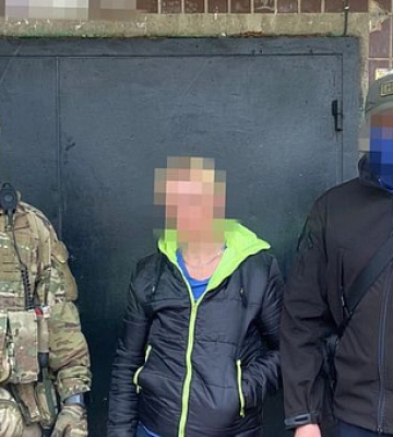 СБУ затримала двох колаборанток: одна з них працювала на «вагнерівців», які штурмують Бахмут