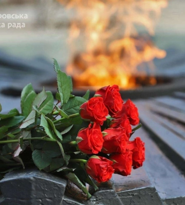 У Дніпрі з нагоди Дня пам’яті та примирення вшанували загиблих під час Другої світової війни