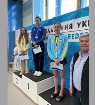 Спортсменки з Кривого Рогу на переможному п`єдесталі Чемпіонату України з плавання
