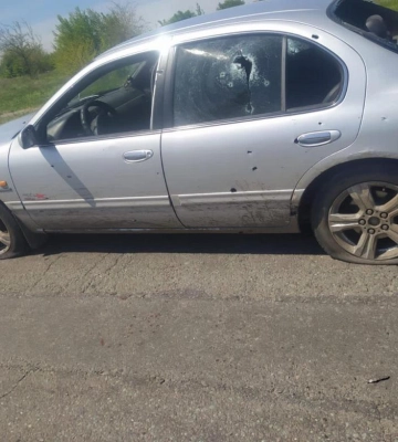 У Нікополі ворожим обстрілом поранено місцевого жителя: правоохоронці збирають речові докази