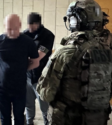 Собирал «дань» с аграриев-экспортеров: один из руководителей Госпродпотребслужбы в Харьковской области разоблачен на взятке