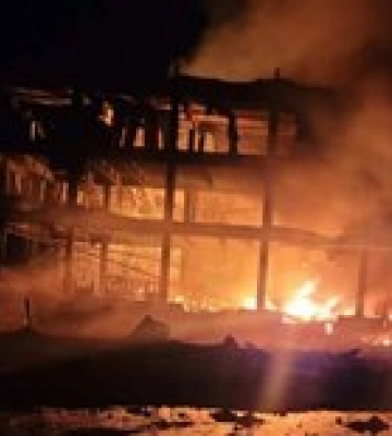 Под Одессой оккупанты попали ракетой в склад Красного Креста. Сами говорят, что склад ВСУ
