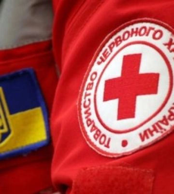 Росія знищила склад з гумдопомогою Червоного Хреста на Одещині, в Миколаєві пошкоджено мобільний шпиталь. Фото