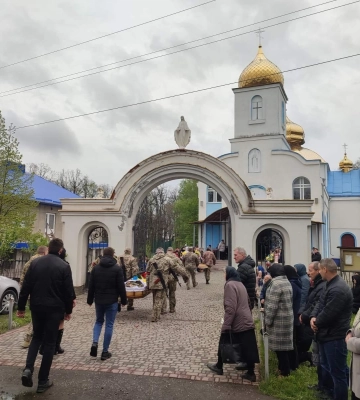 На Волині провели в останню путь Героя Миколу Пащука
