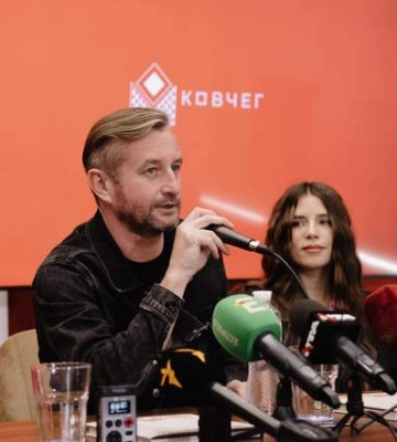 Жадан анонсував благодійний концерт у Львові: виступить і Соловій, з якою йому приписують роман