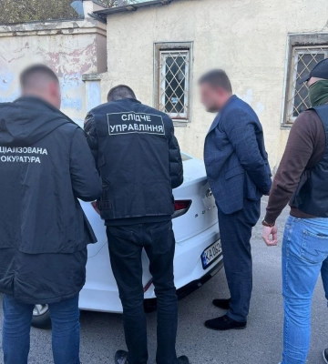 В Одесі на хабарництві затримали командира відділення військової частини