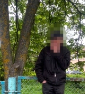 У Рівненському районі розшукали чоловіків, які викрадали телефони
