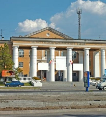 ФГВ продав сонячну електростанцію на Одещині та палац культури КрАЗу: скільки виручив грошей