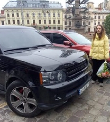 Включили Лепса и выбили телефон из рук: автохамов из Днепра задержали во Львове