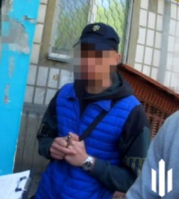 Групове зґвалтування 17-річної дівчини поліцейськими: нові подробиці скандалу