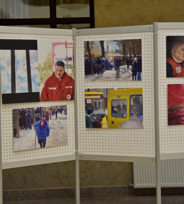 До 160-річчя утворення Міжнародного Комітету Червоного Хреста в Сумах відкрито виставку