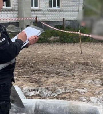 На Київщині виявили уламки збитих російських ракет: пошкоджено будинок. Фото