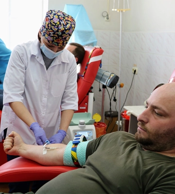 Запорізькі нацгвардійці здали кров для побратимів та цивільних