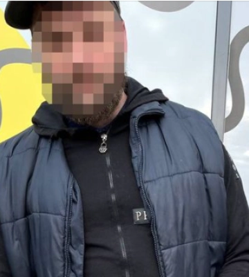 У Львові в під&#039;їзді будинку зухвало пограбували чоловіка