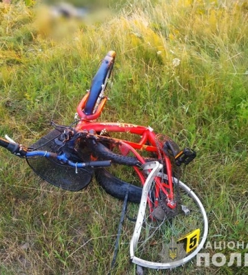 На Волині водій з Рівненщини збив жінку на велосипеді
