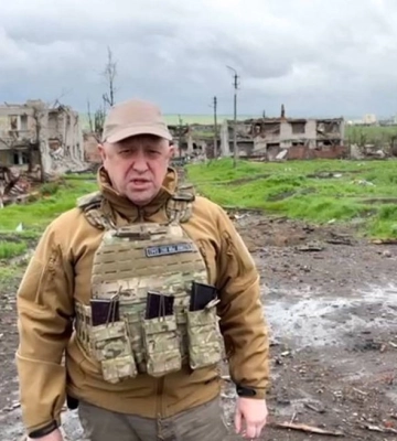 &quot;ВСУ рвут фланги&quot;: оккупанты бросили участок фронта под Бахмутом, — Пригожин