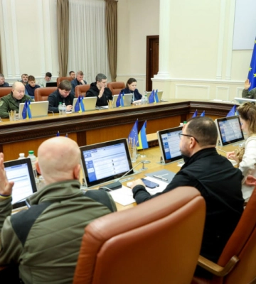 Кабмін схвалив утворення центрів підтримки цивільних при ОВА