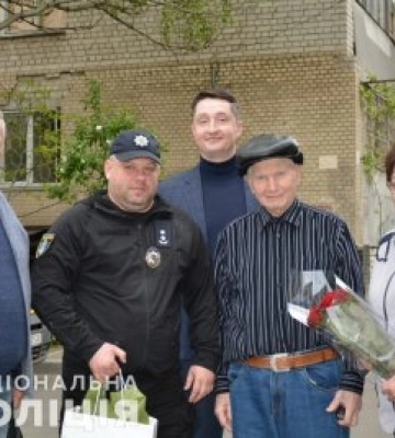 Миколаївські поліцейські відвідали ветеранів Другої світової війни – колишніх правоохоронців