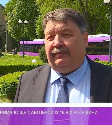 Закарпаття отримало ще 4 автобуси із 16 від Угорщини (відео)