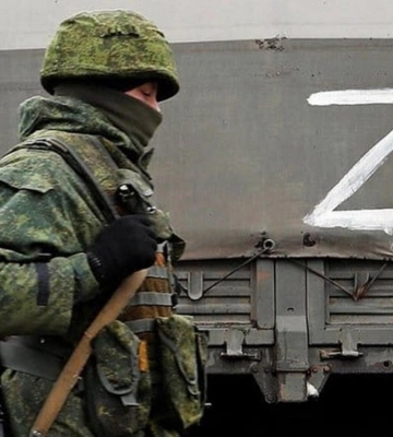 РФ почала вивозити дітей з батьками та бюджетників зі ще одного міста Запорізької області – Генштаб
