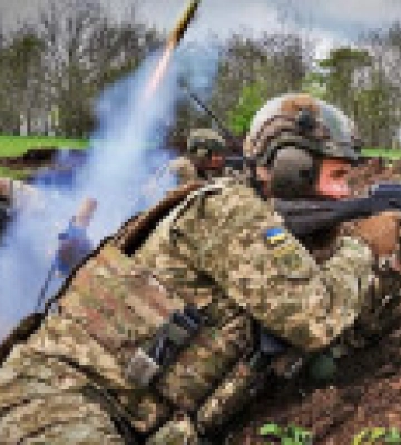 Найзапекліші бої тривають за Бахмут та Мар&#039;їнку: ворог здійснив майже 30 атак на чотирьох напрямках