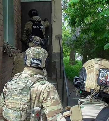 На Полтавщині поліція викрила злочинну групу вимагачів (ФОТО)