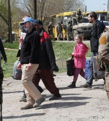 Росіяни вивозять з Енергодару до Ростовської області сім’ї працівників ЗАЕС, а самі виїжджають до Криму з Великої Білозерки, - Генштаб