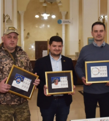 У Львові випустили марку на честь Міжнародного альянсу за мир і гідність у Європі (ФОТО)