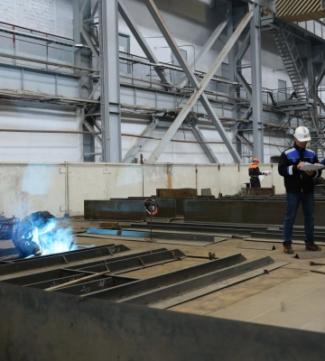 Окупанти націоналізували і виставили на продаж 700 підприємств в Криму