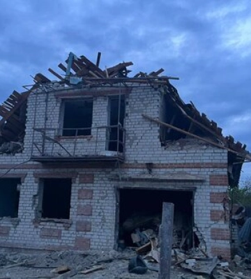 Доба на Харківщині: окупанти обстріляли 4 райони, 3 людей поранено, - ОВА. ФОТОрепортаж