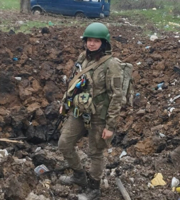 Директор обласного центру народної творчості, яка служить бойовим медиком на передовій, отримала відзнаку оперативного&amp;hellip;